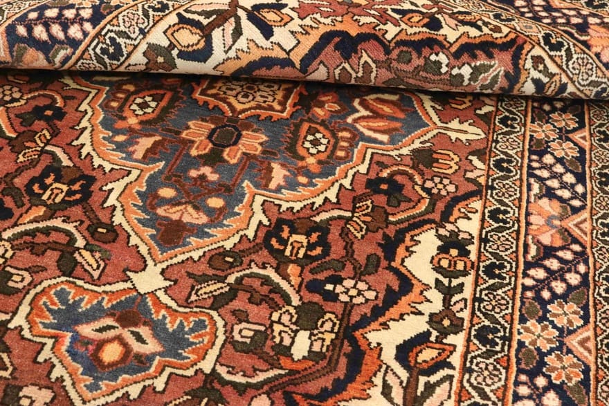 orientteppich-222x138-cm-bakhtiar-handgeknupft-wolle-kunstwerk-5 Bakhtiari Persian Rug 220 × 137 cm, Wool, hand-knotted