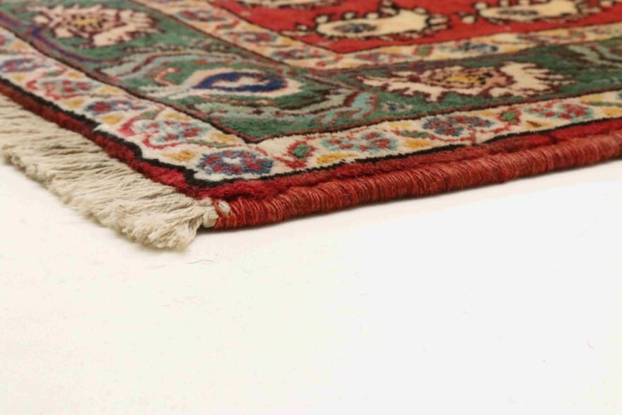 Hand-Knotted Wool Qashqai Persian Rug, 177 × 128 cm