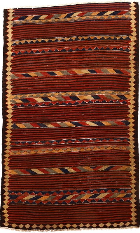 Hand-Woven Wool Kilim Persian Rug, 233 × 141 cm