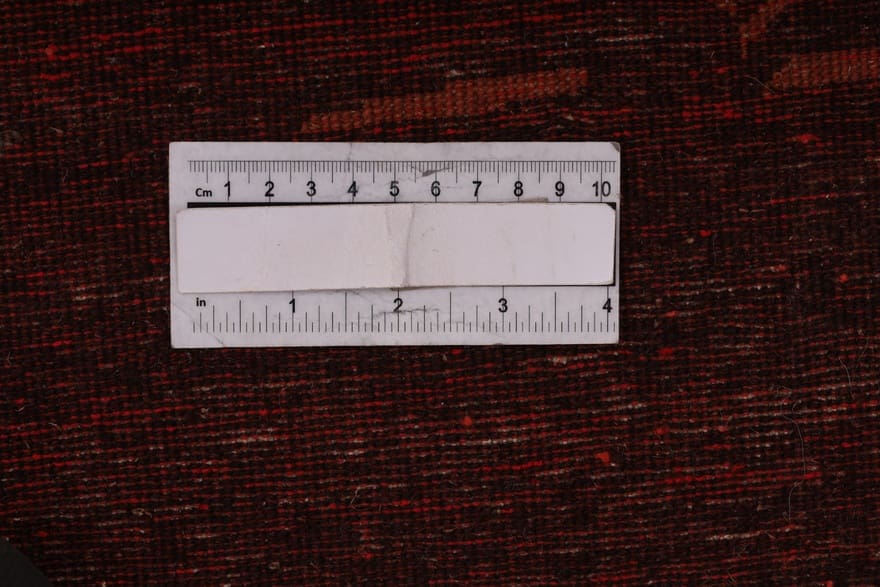 Indian Rug — hand-knotted, 303 × 205 cm, Wool