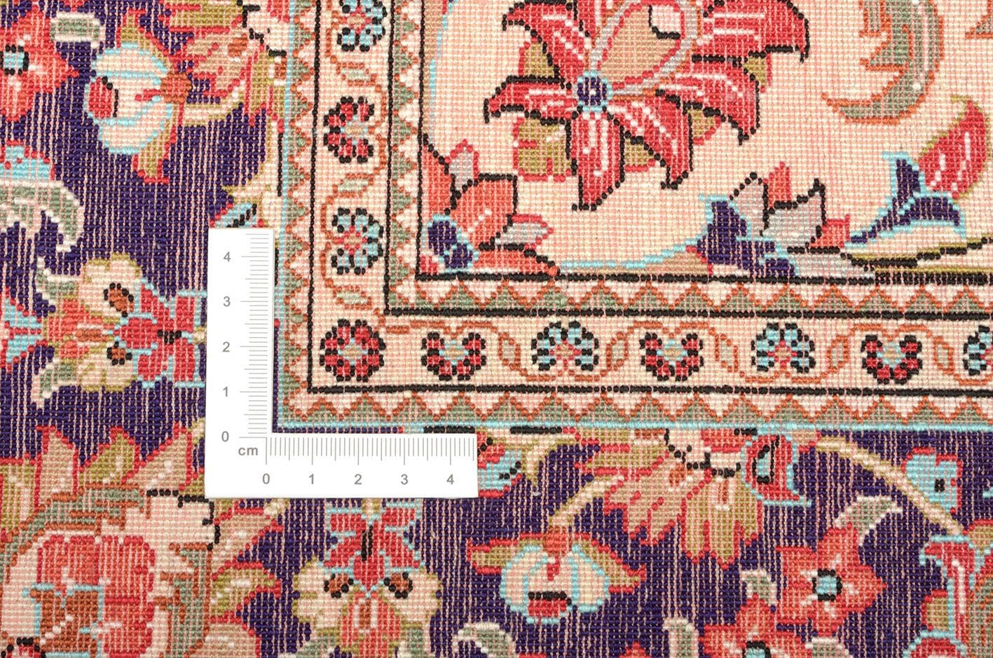 eleganter-ghom-teppich-103-x-153cm-seide-handgeknupft-persian-2 Qom Persian Rug 103 × 153 cm, Silk, hand-knotted