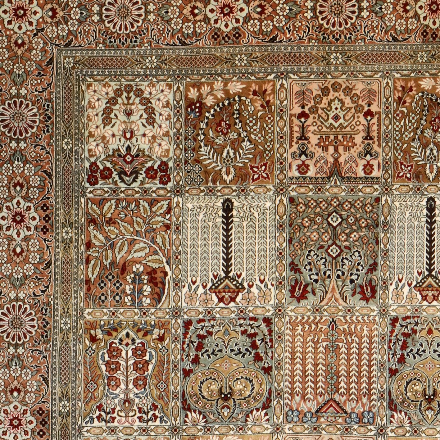 Qom Persian Rug — hand-knotted, 155 × 241 cm, Silk