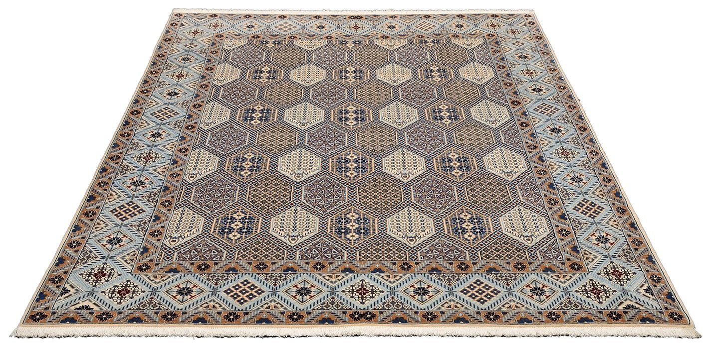 Nain Persian Rug 204 × 299 cm, Wool & Silk, hand-knotted