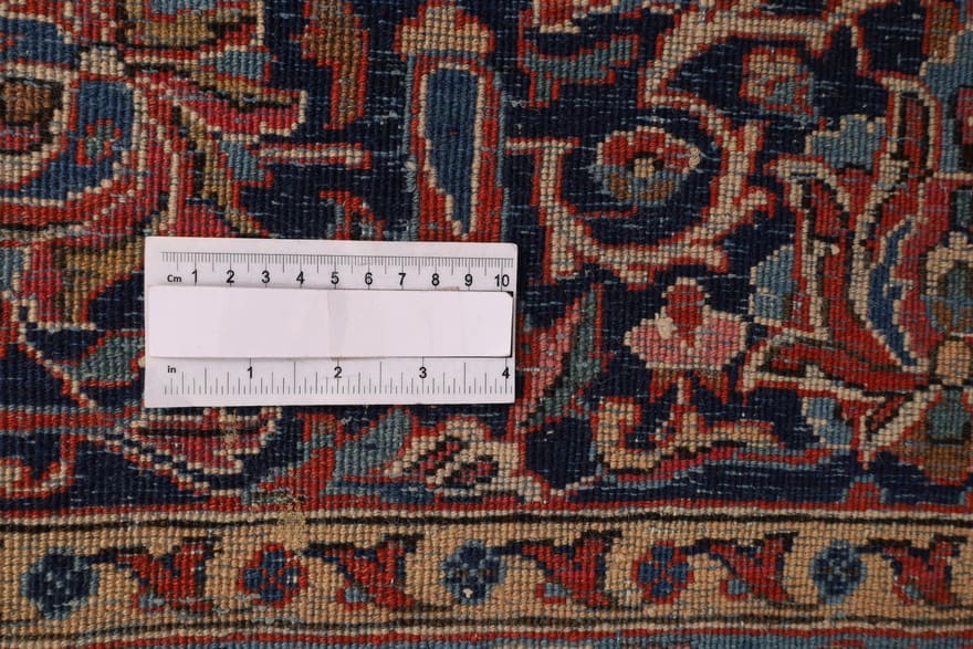Antique Kashan Persian Rug — 343 × 230 cm, Wool
