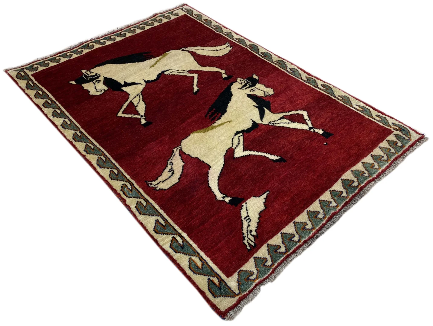gabbeh-shuli-148-x-108-cm-handgeknupft-90000-180000-knoten-2 Hand-Knotted Wool Gabbeh Persian Rug, 148 × 108 cm