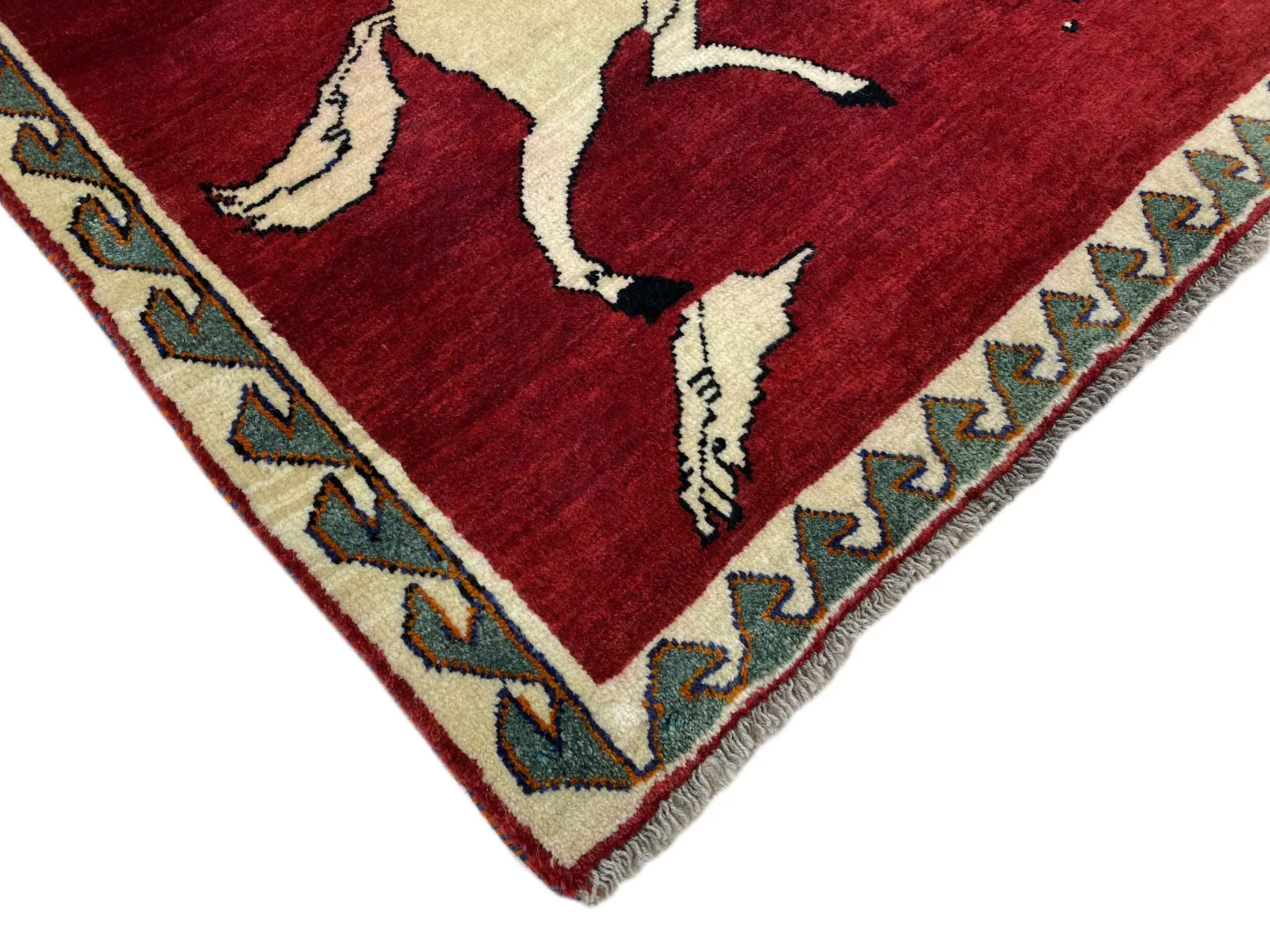 gabbeh-shuli-148-x-108-cm-handgeknupft-90000-180000-knoten-3 Hand-Knotted Wool Gabbeh Persian Rug, 148 × 108 cm