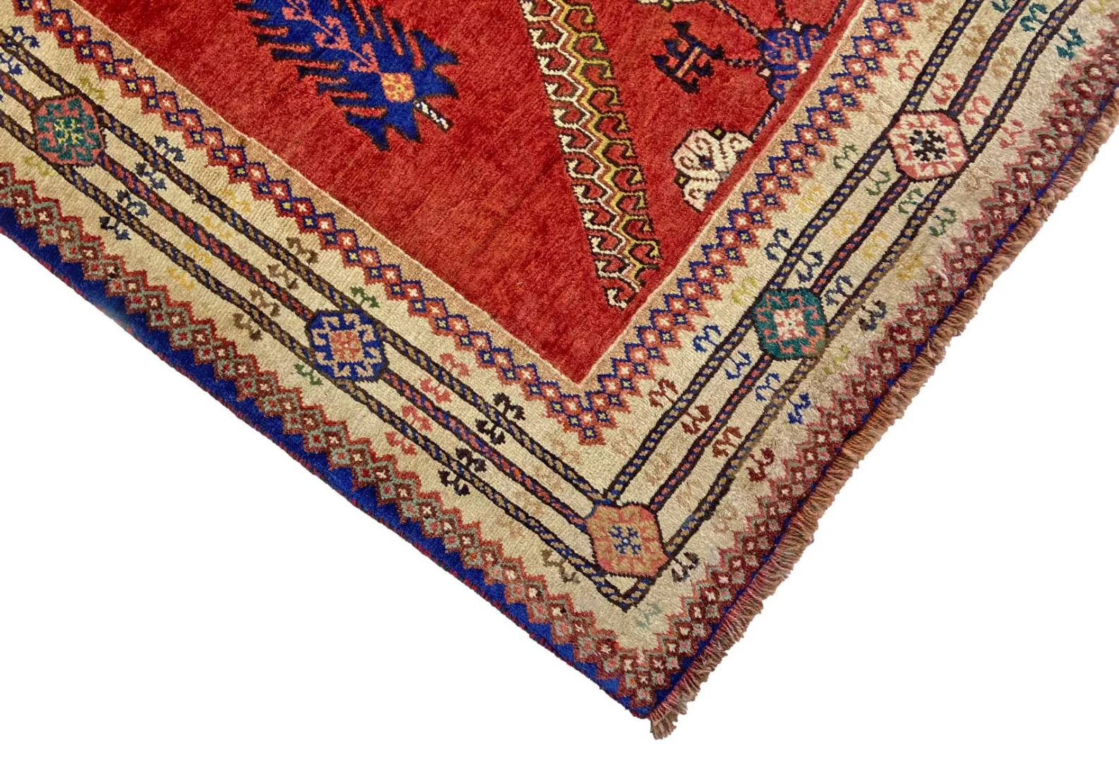 Qashqai Persian Rug 336 × 201 cm, Wool, hand-knotted