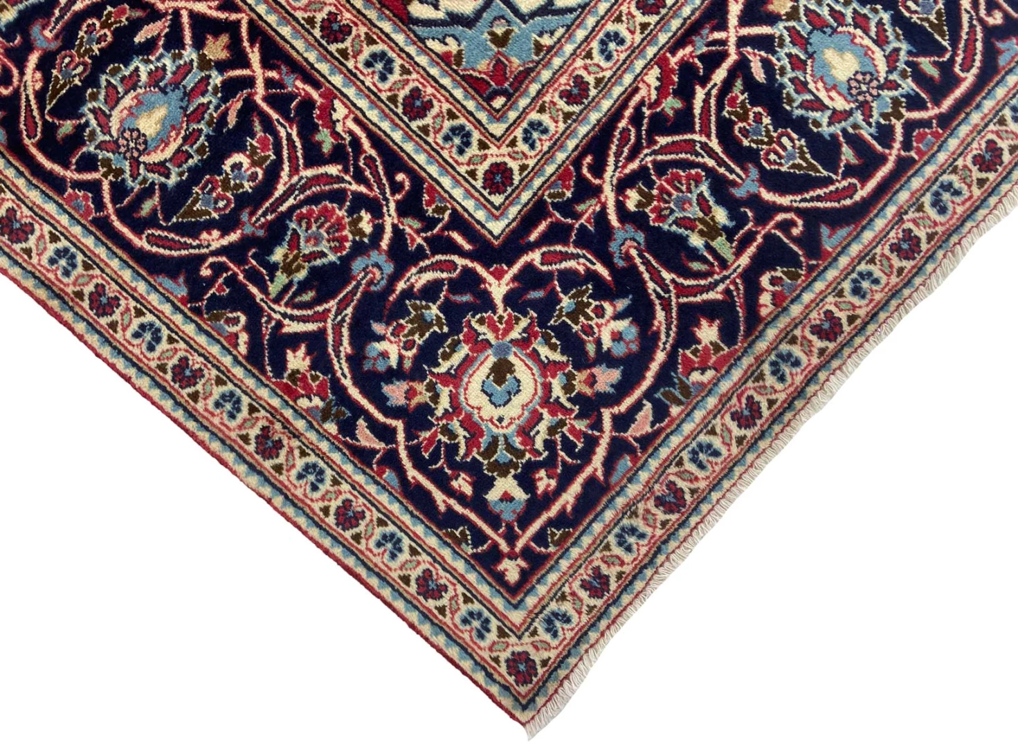 Kashan Persian Rug 364 × 235 cm, Wool, hand-knotted