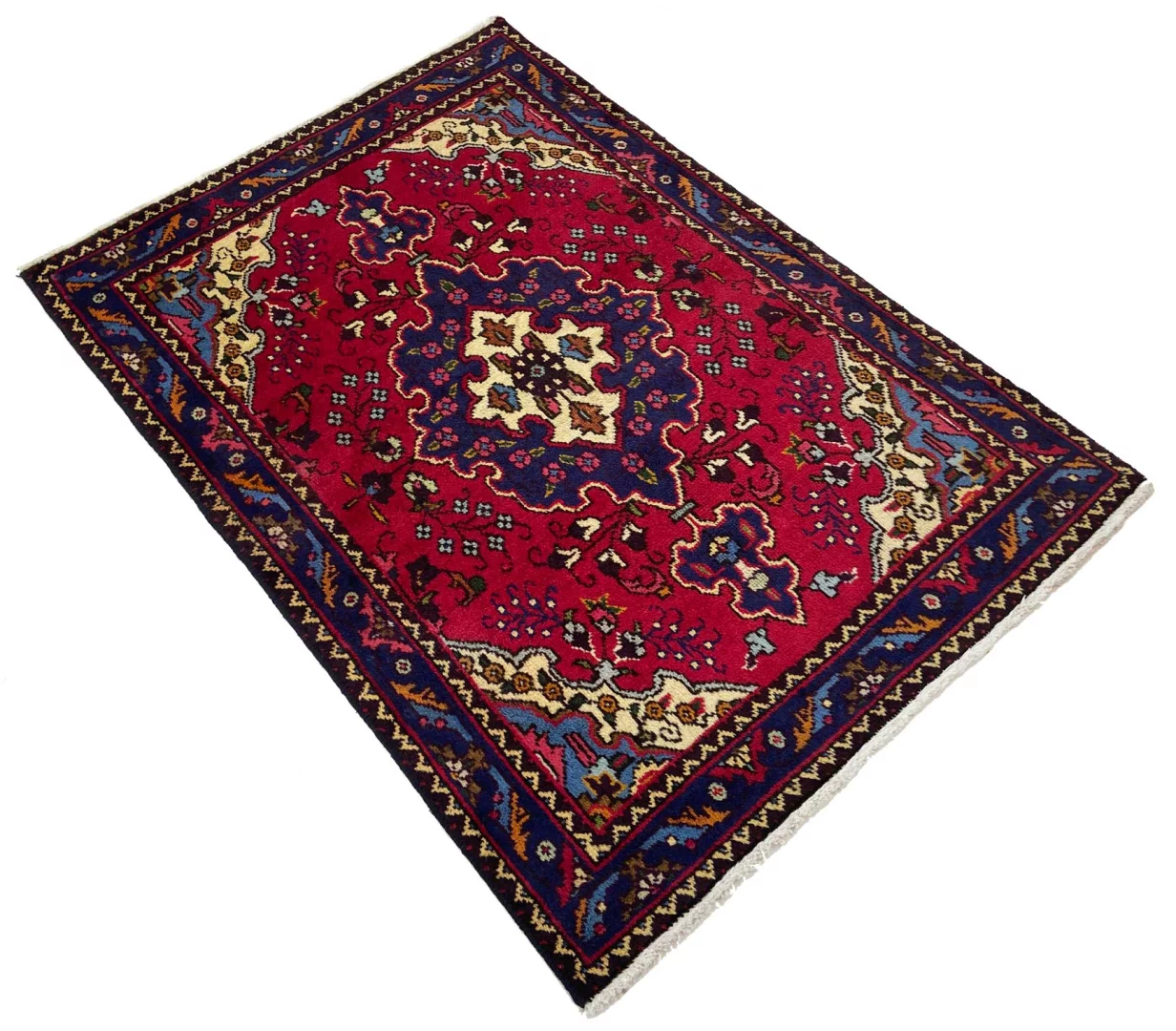 Tabriz Persian Rug 150 × 103 cm, Wool & Silk, hand-knotted