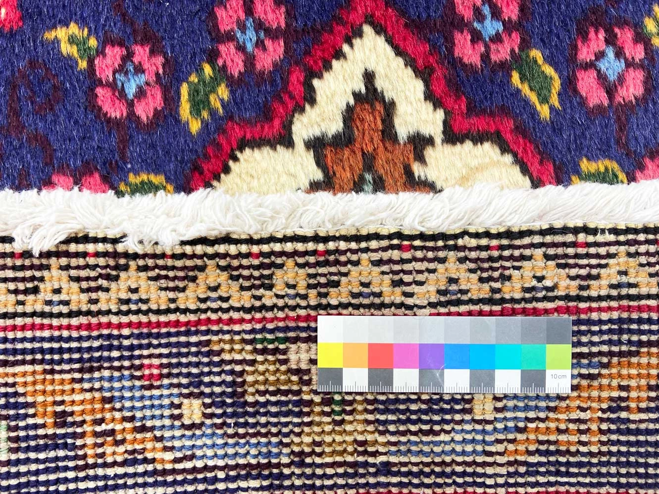 Tabriz Persian Rug 150 × 103 cm, Wool & Silk, hand-knotted