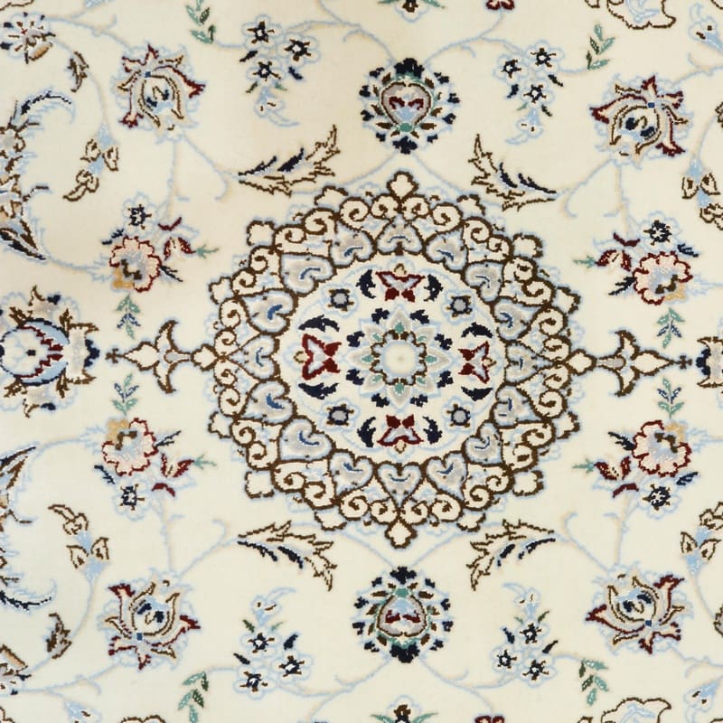 Nain Persian Rug — hand-knotted, 137 × 82 cm, Wool & Silk