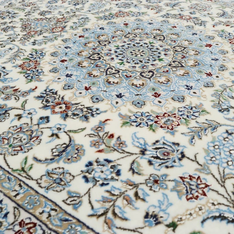 Nain Persian Rug — hand-knotted, 168 × 107 cm, Wool & Silk