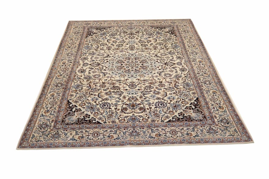 Nain Persian Rug 316 × 201 cm, Wool, hand-knotted