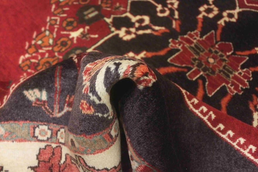 Qashqai Persian Rug — hand-knotted, 215 × 157 cm