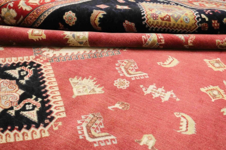 Qashqai Persian Rug 303 × 192 cm, Wool, hand-knotted