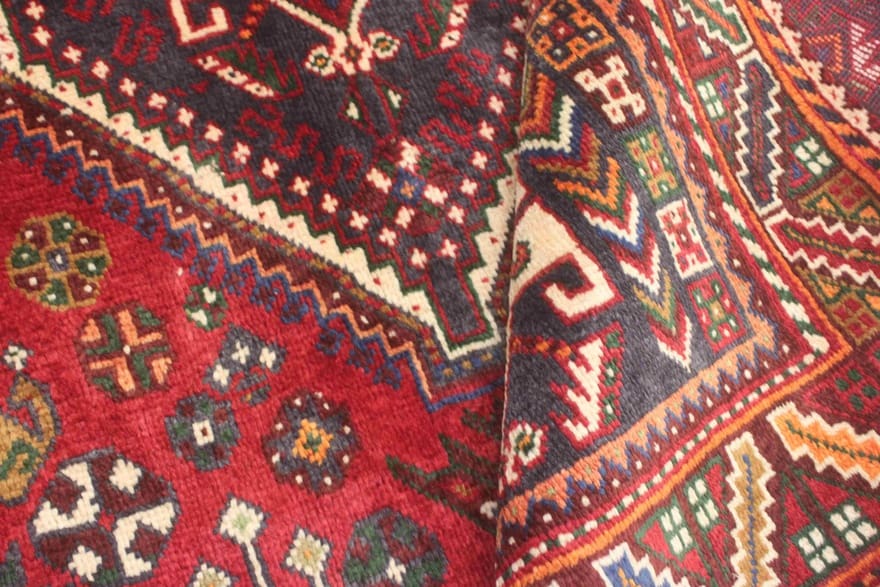 Qashqai Persian Rug — hand-knotted, 298 × 186 cm