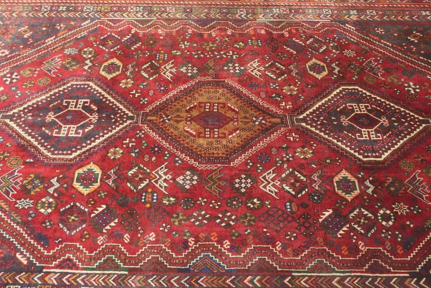 Qashqai Persian Rug — hand-knotted, 298 × 186 cm