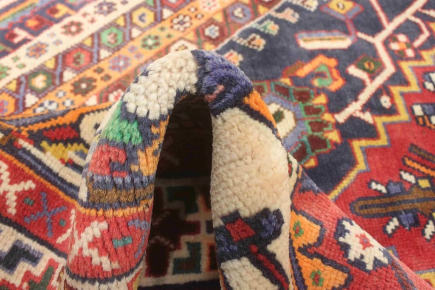 Hand-Knotted Wool Qashqai Persian Rug, 266 × 168 cm
