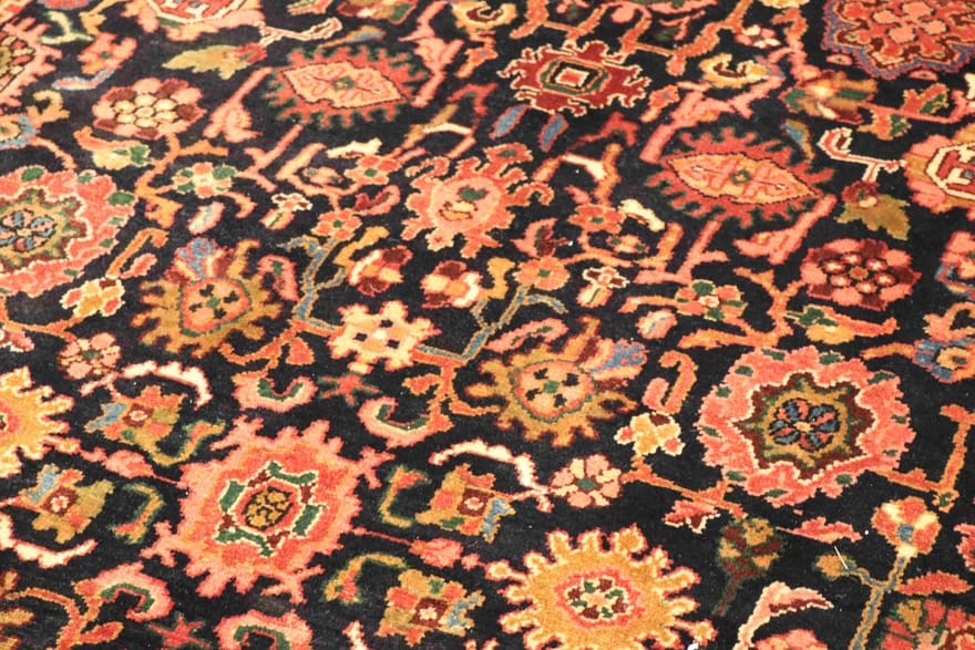 nanaj-orientteppich-333x221-cm-marineblau-handgeknupft-1 Persian Rug 331 × 220 cm, Wool, hand-knotted