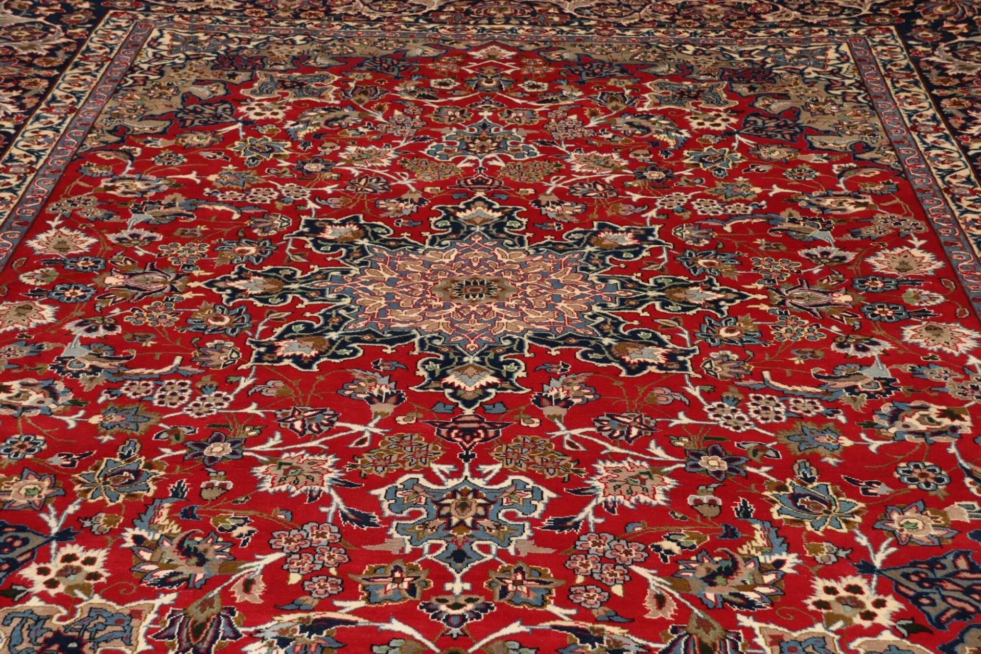 Persian Rug 315 × 420 cm, Wool, hand-knotted