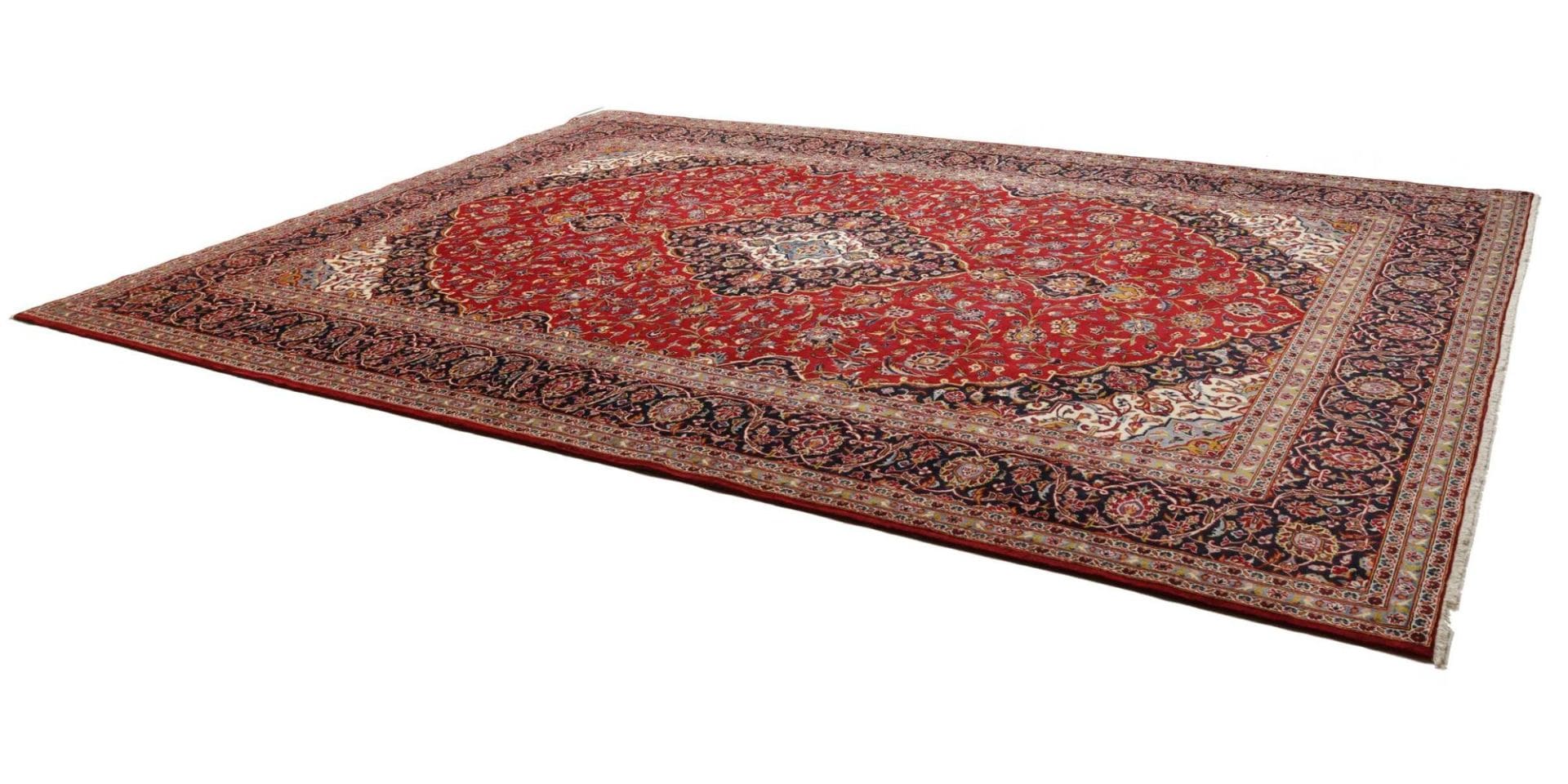 Hand-Knotted Wool Kashan Persian Rug, 309 × 410 cm