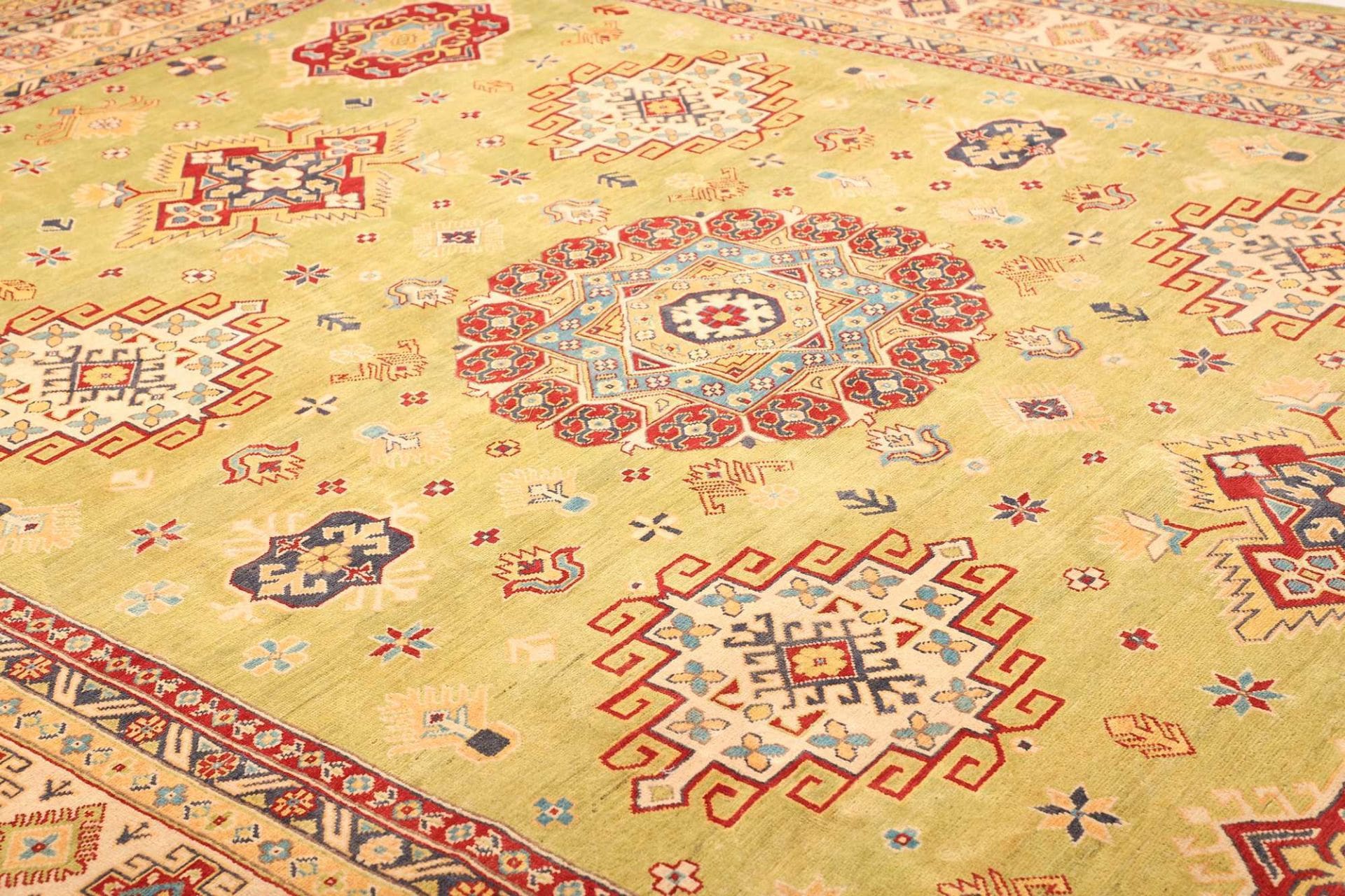kazak-teppich-311-x-422cm-geometrisch-schurwolle-handgeknupft-6 Hand-Knotted Wool Kazak Afghan Rug, 311 × 422 cm