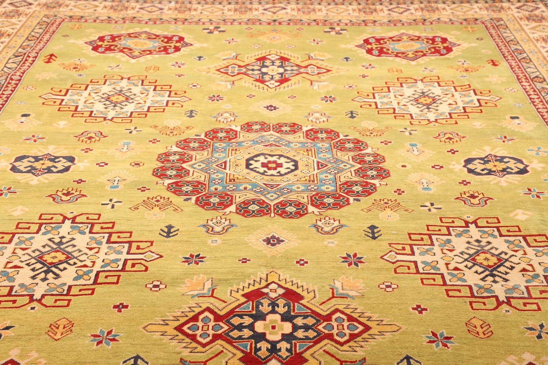 kazak-teppich-311-x-422cm-geometrisch-schurwolle-handgeknupft-7 Hand-Knotted Wool Kazak Afghan Rug, 311 × 422 cm