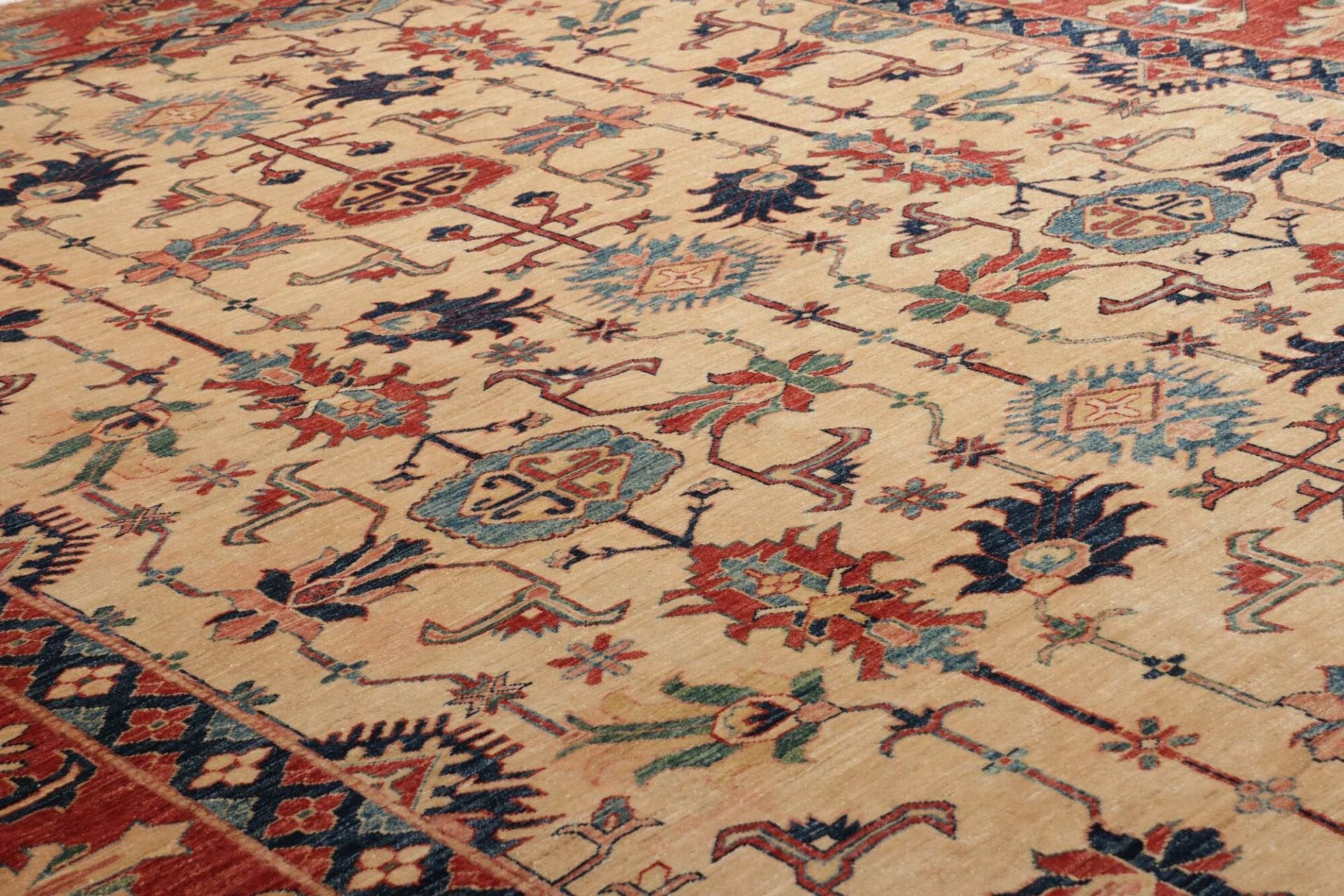 Kazak Pakistani Rug — hand-knotted, 275 × 372 cm, Wool