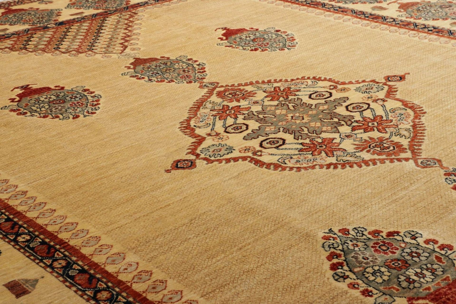 Hand-Knotted Wool Kazak Pakistani Rug, 276 × 362 cm