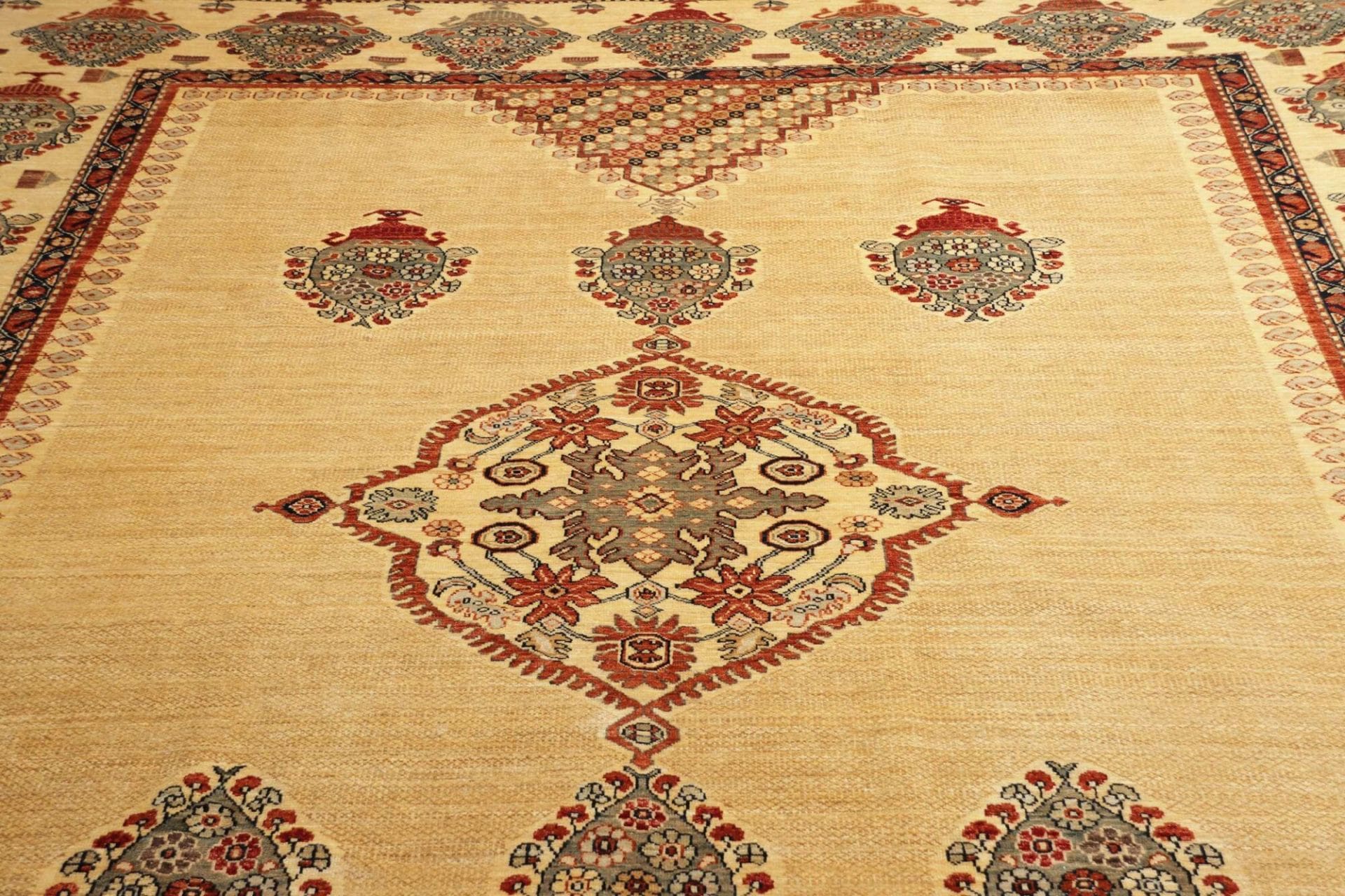 Hand-Knotted Wool Kazak Pakistani Rug, 276 × 362 cm