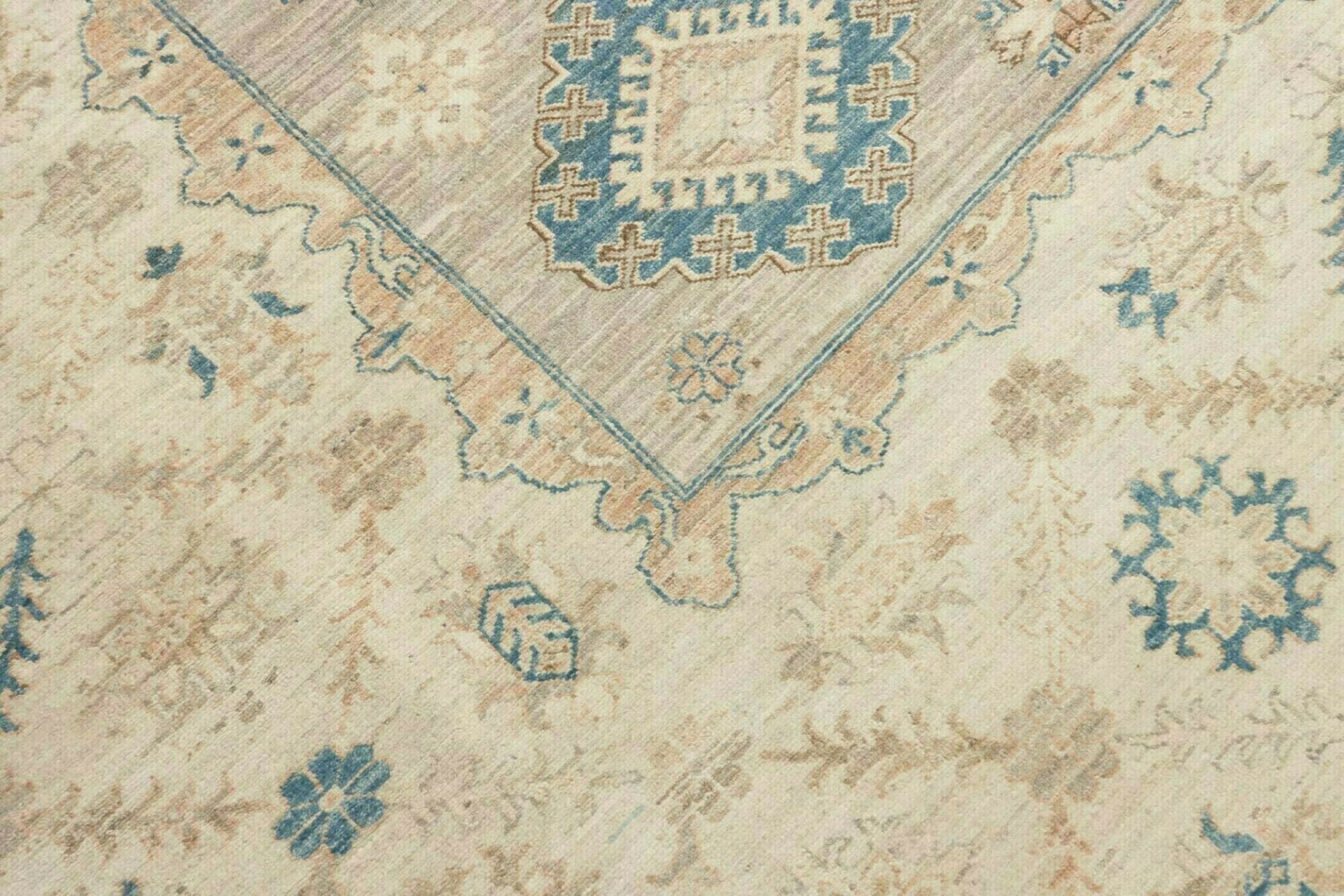 Hand-Knotted Wool Kazak Pakistani Rug, 272 × 367 cm