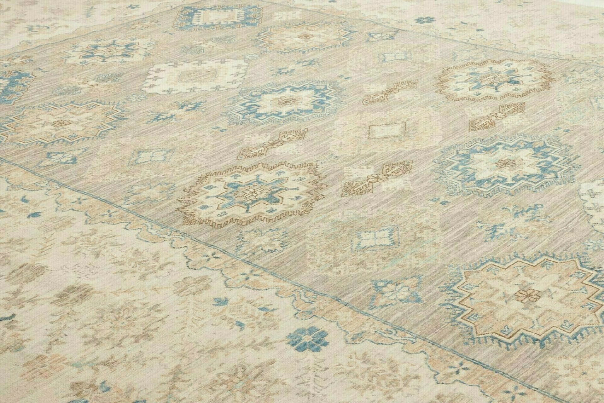Hand-Knotted Wool Kazak Pakistani Rug, 272 × 367 cm
