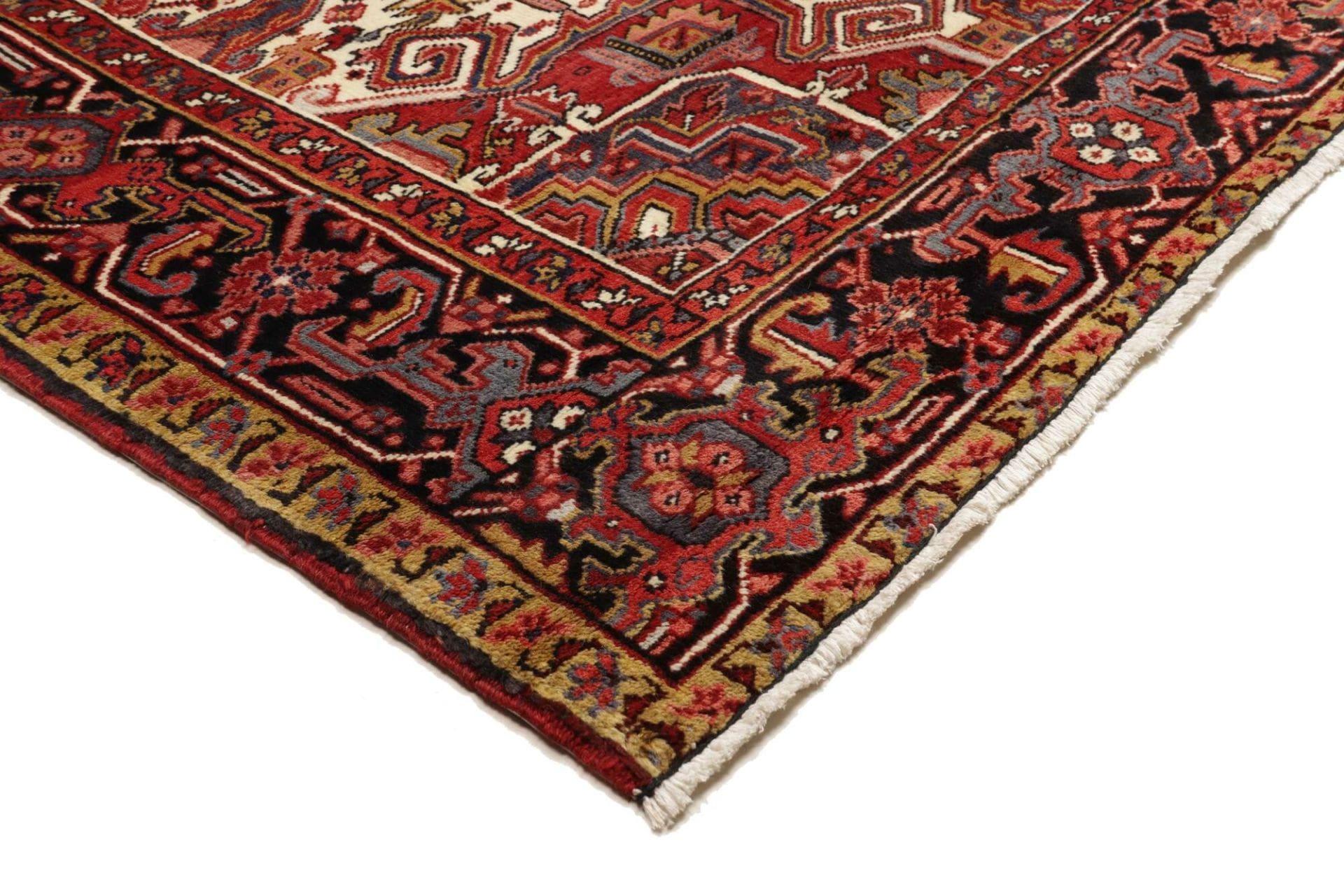 Heriz Persian Rug — hand-knotted, 253 × 328 cm, Wool