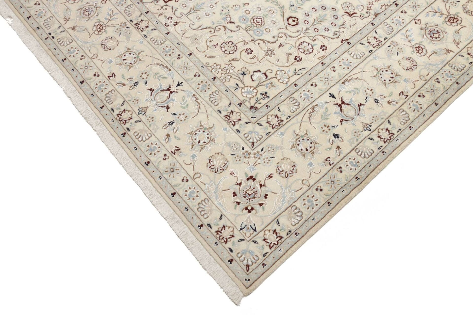 Nain Persian Rug — hand-knotted, 259 × 355 cm, Wool