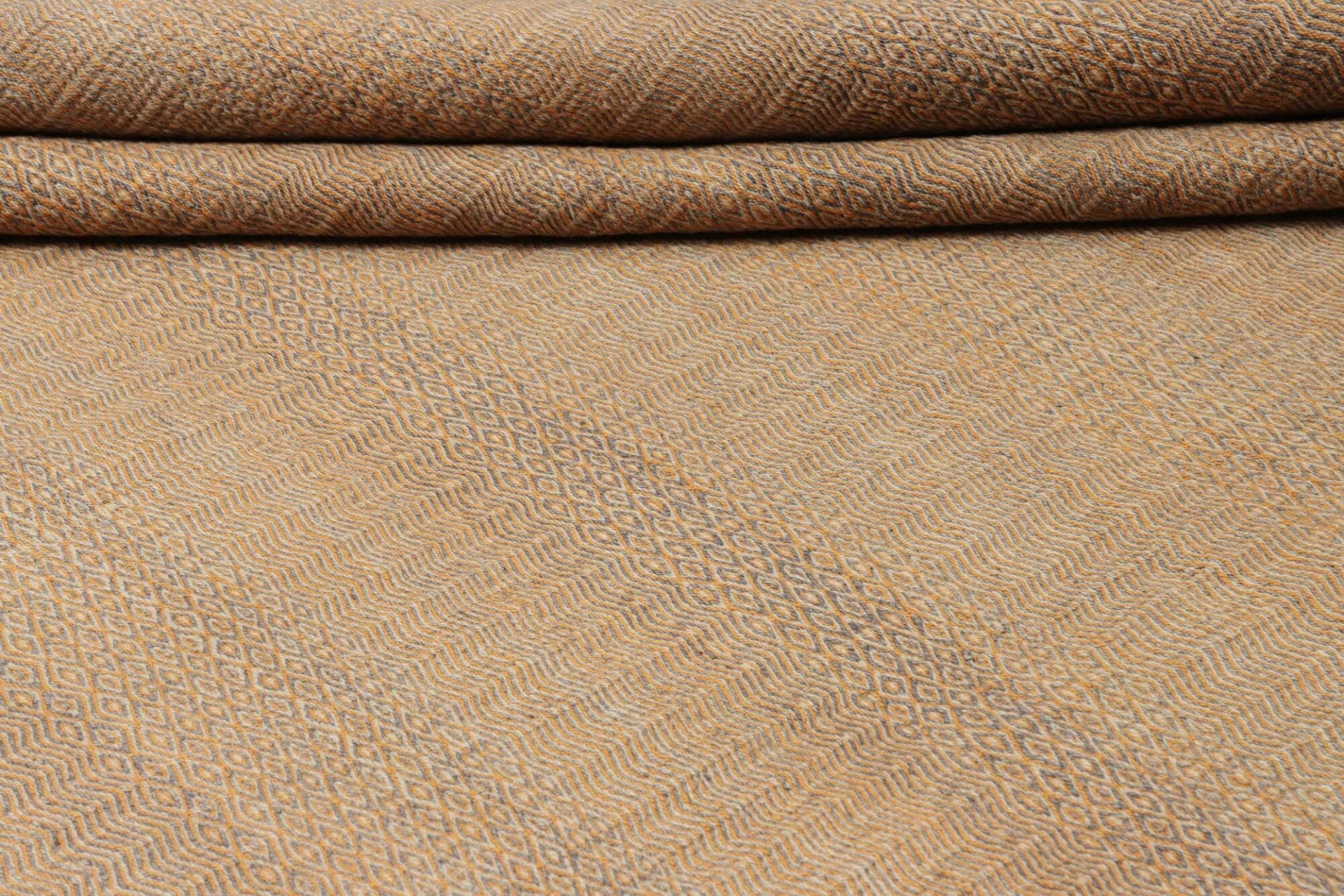Hand-Woven Wool Kilim Persian Rug, 264 × 362 cm