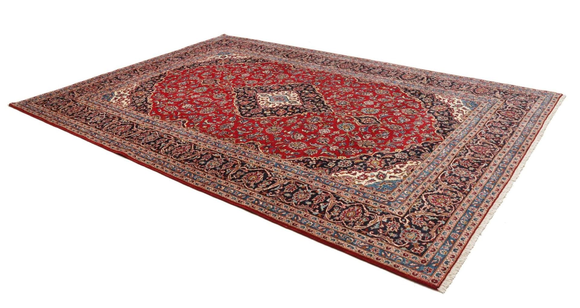 Hand-Knotted Wool Kashan Persian Rug, 250 × 354 cm