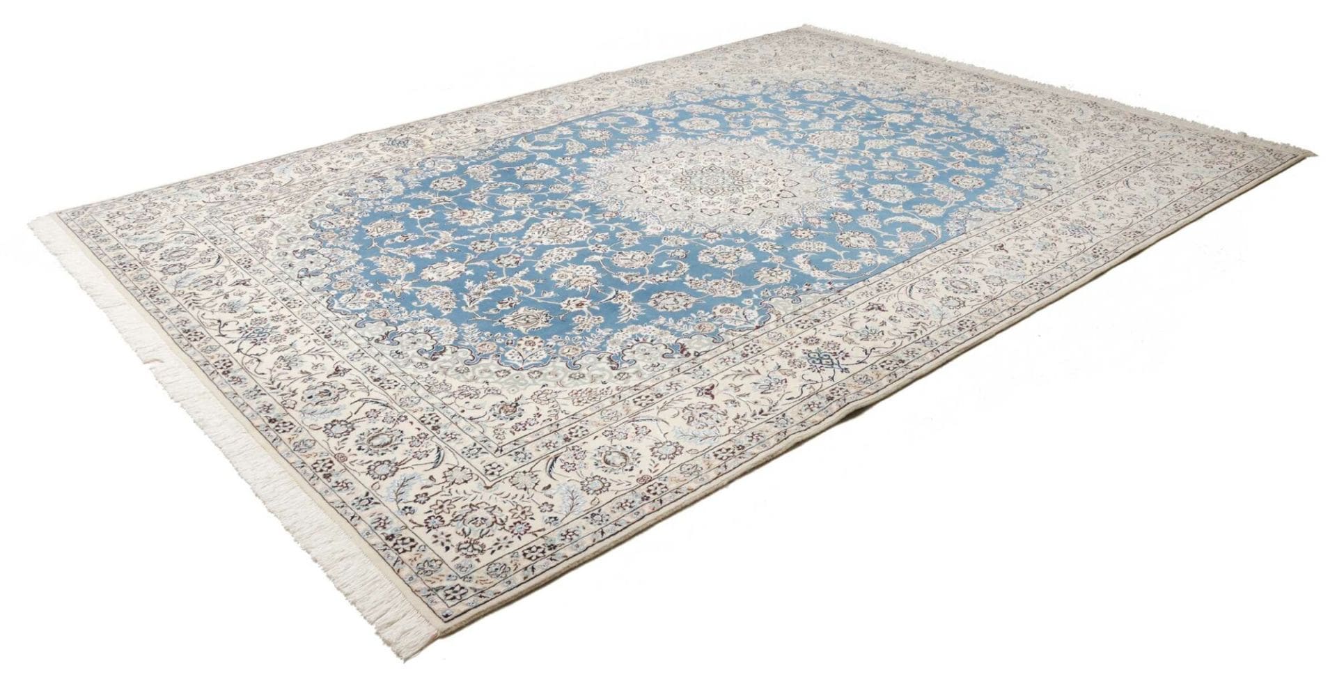 Hand-Knotted Wool Nain Persian Rug, 251 × 353 cm