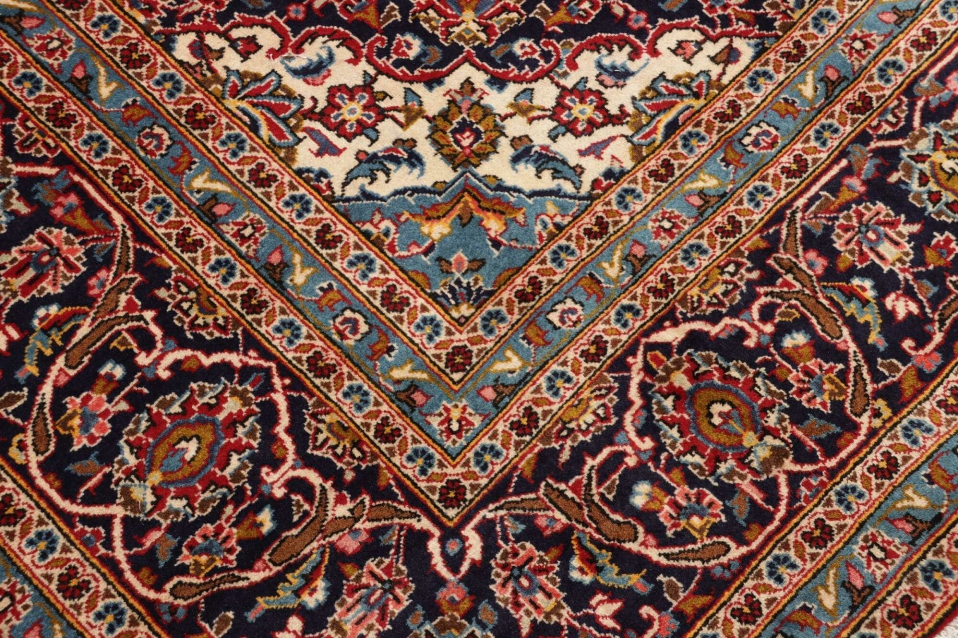 Kashan Persian Rug 253 × 370 cm, Wool, hand-knotted