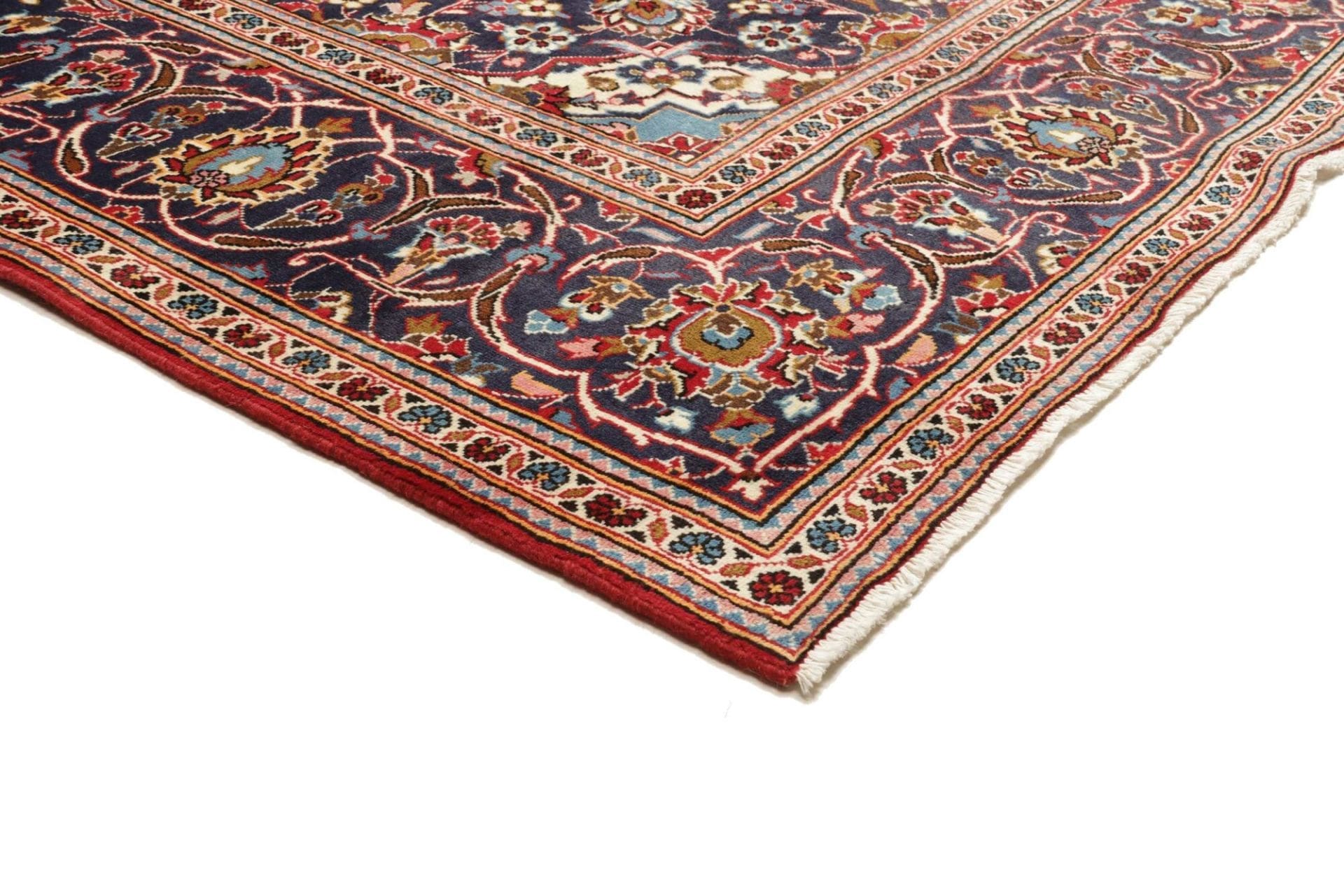 Hand-Knotted Wool Kashan Persian Rug, 245 × 353 cm