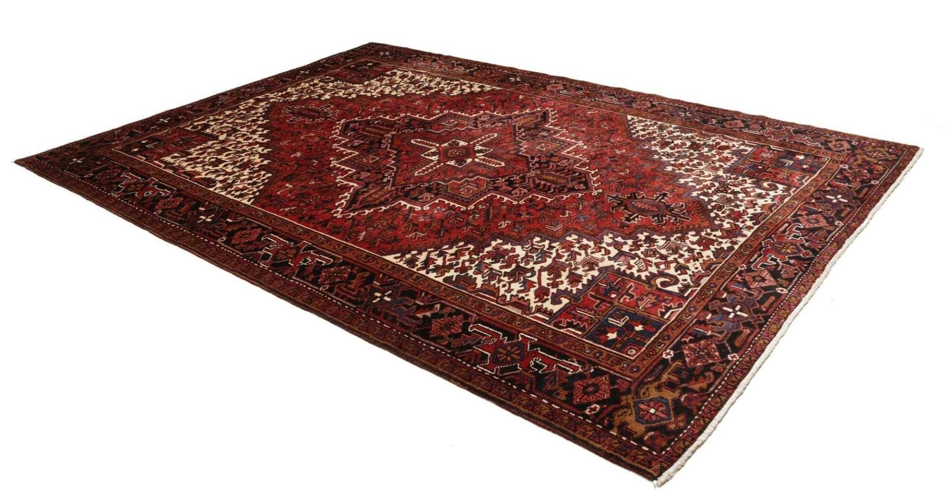Heriz Persian Rug 247 × 340 cm, Wool, hand-knotted
