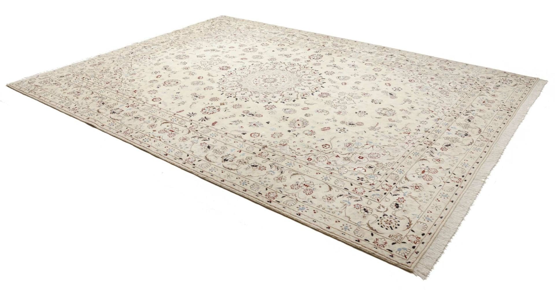 Nain Persian Rug — hand-knotted, 258 × 345 cm, Wool