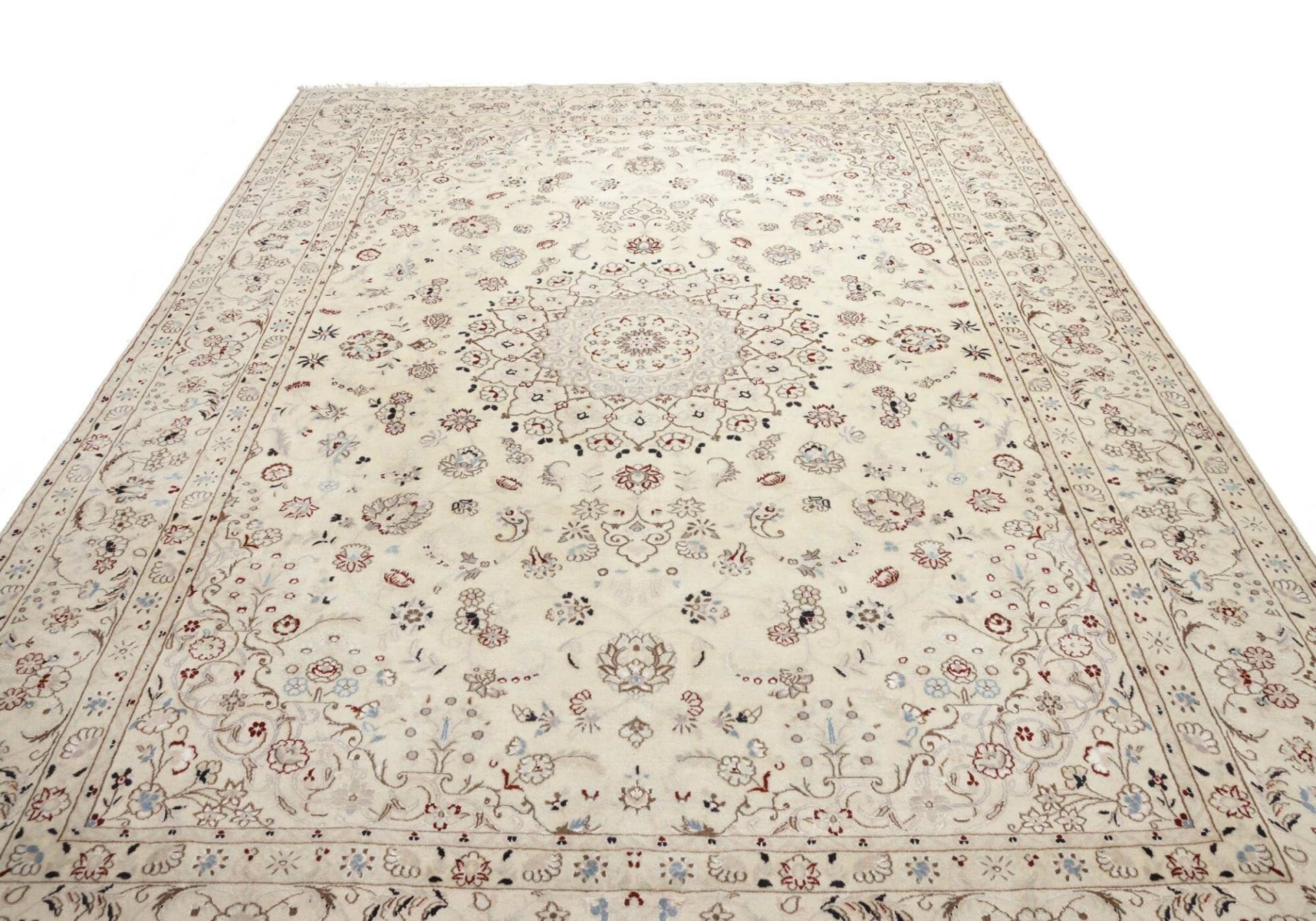 Nain Persian Rug — hand-knotted, 258 × 345 cm, Wool