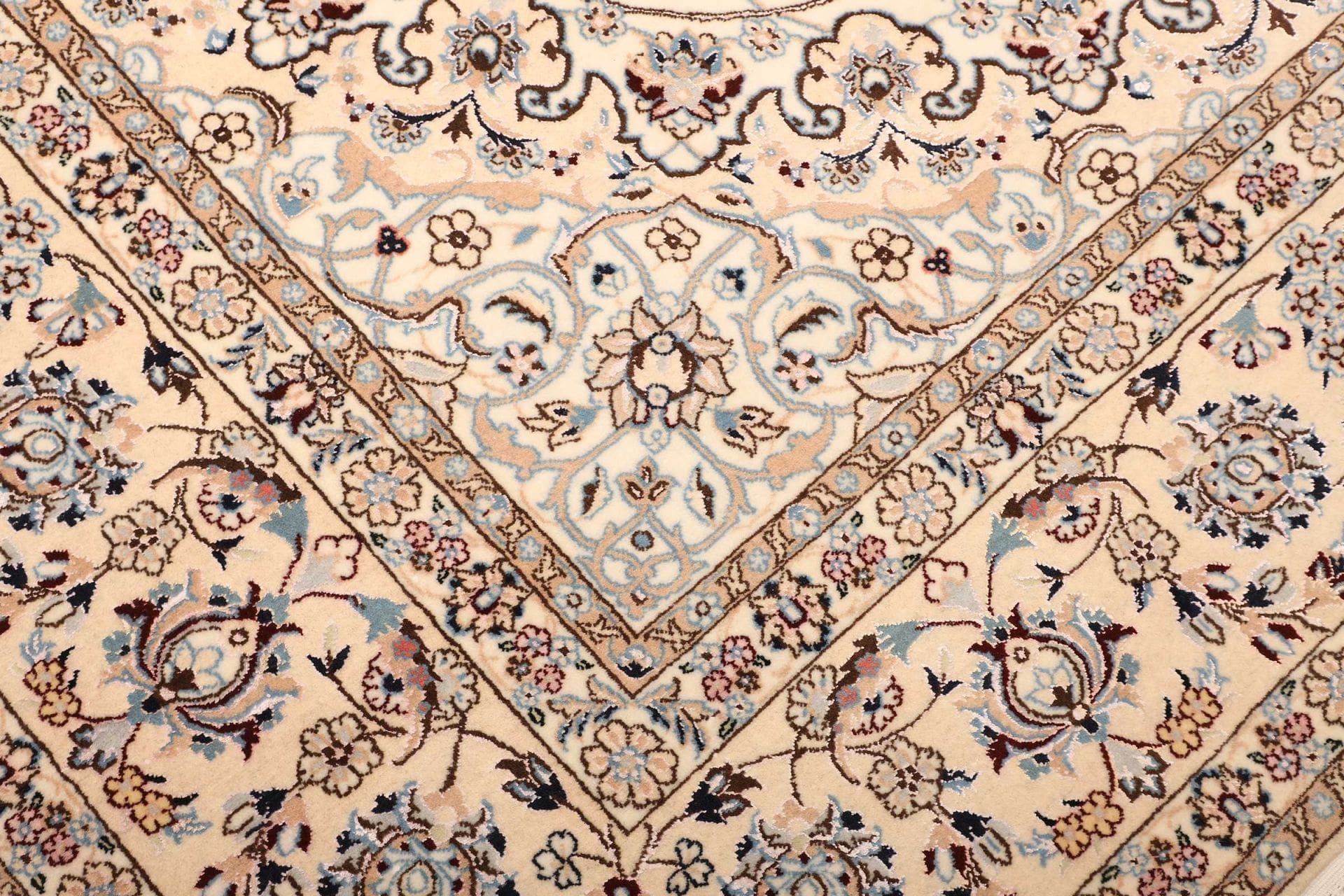 Nain Persian Rug 253 × 350 cm, Wool, hand-knotted