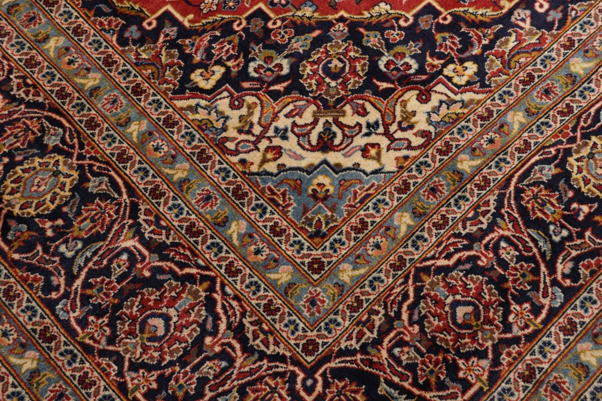 Kashan Persian Rug — hand-knotted, 256 × 368 cm, Wool