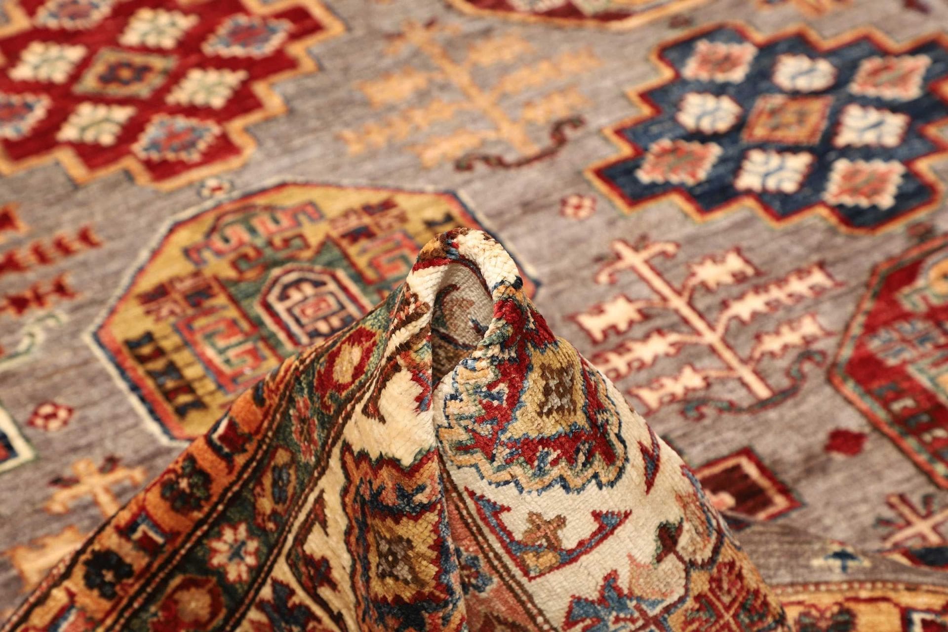 kazak-orientteppich-213-x-307-cm-handgeknupft-geometrische-muster-8 Kazak Pakistani Rug — hand-knotted, 213 × 307 cm, Wool