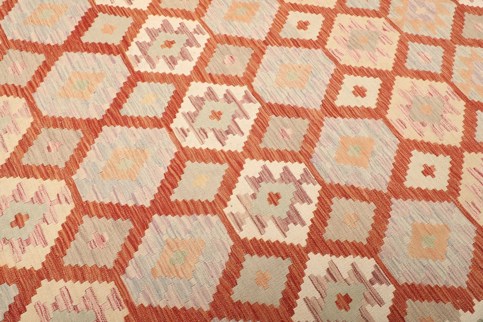 Hand-Woven Wool Kilim Pakistani Rug, 208 × 306 cm