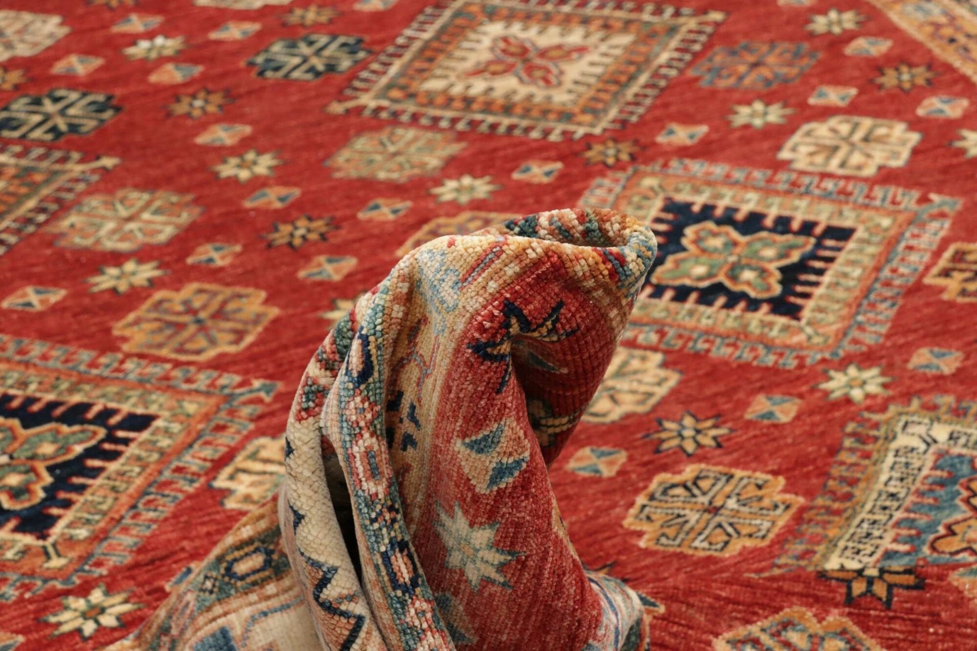 kazak-orientteppich-201-x-298-cm-schurwolle-handgeknupft-8 Hand-Knotted Wool Kazak Pakistani Rug, 201 × 298 cm