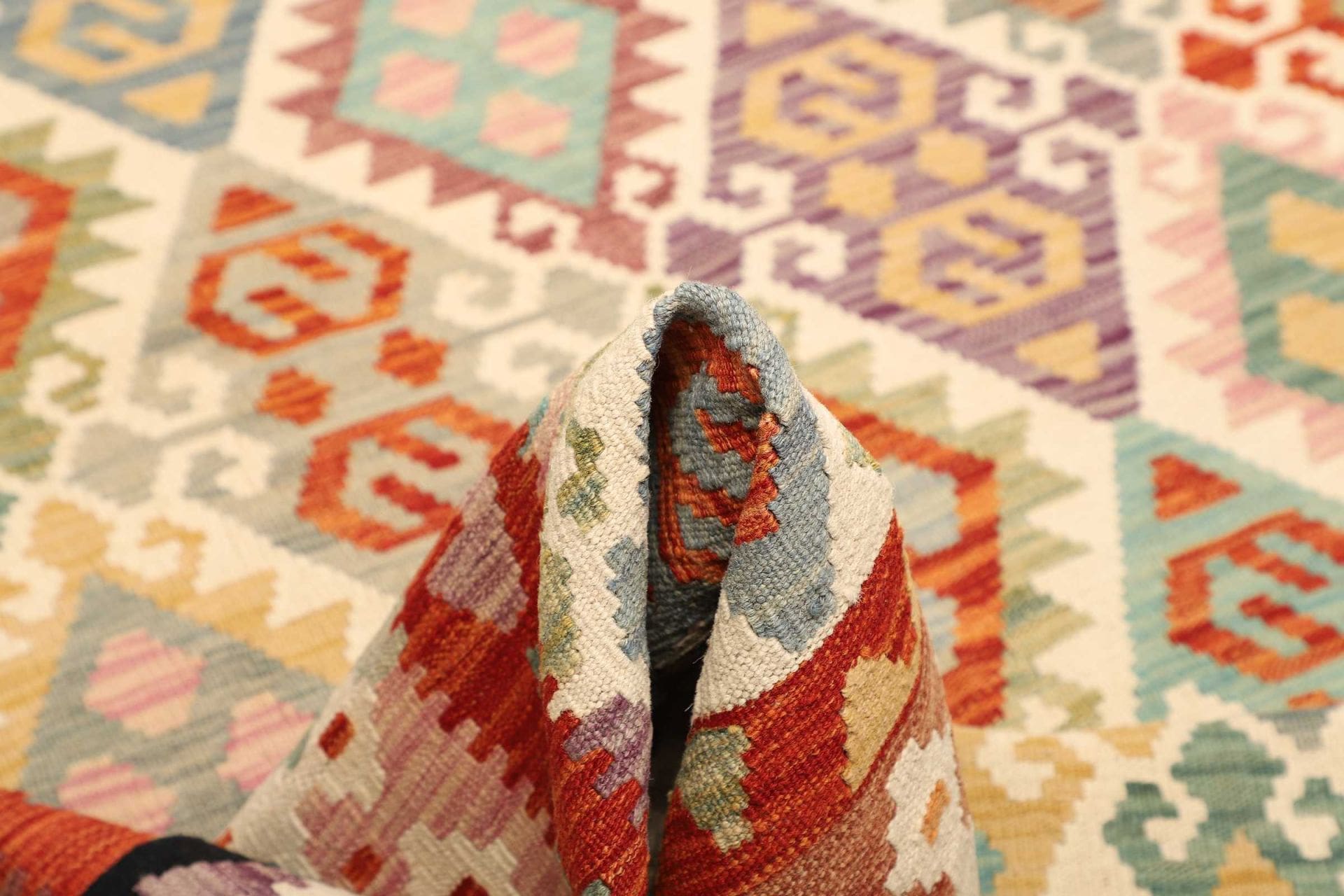 kelim-teppich-211-x-291cm-handgewebt-rustikales-flair-wolle-5 Hand-Woven Wool Kilim Pakistani Rug, 211 × 291 cm