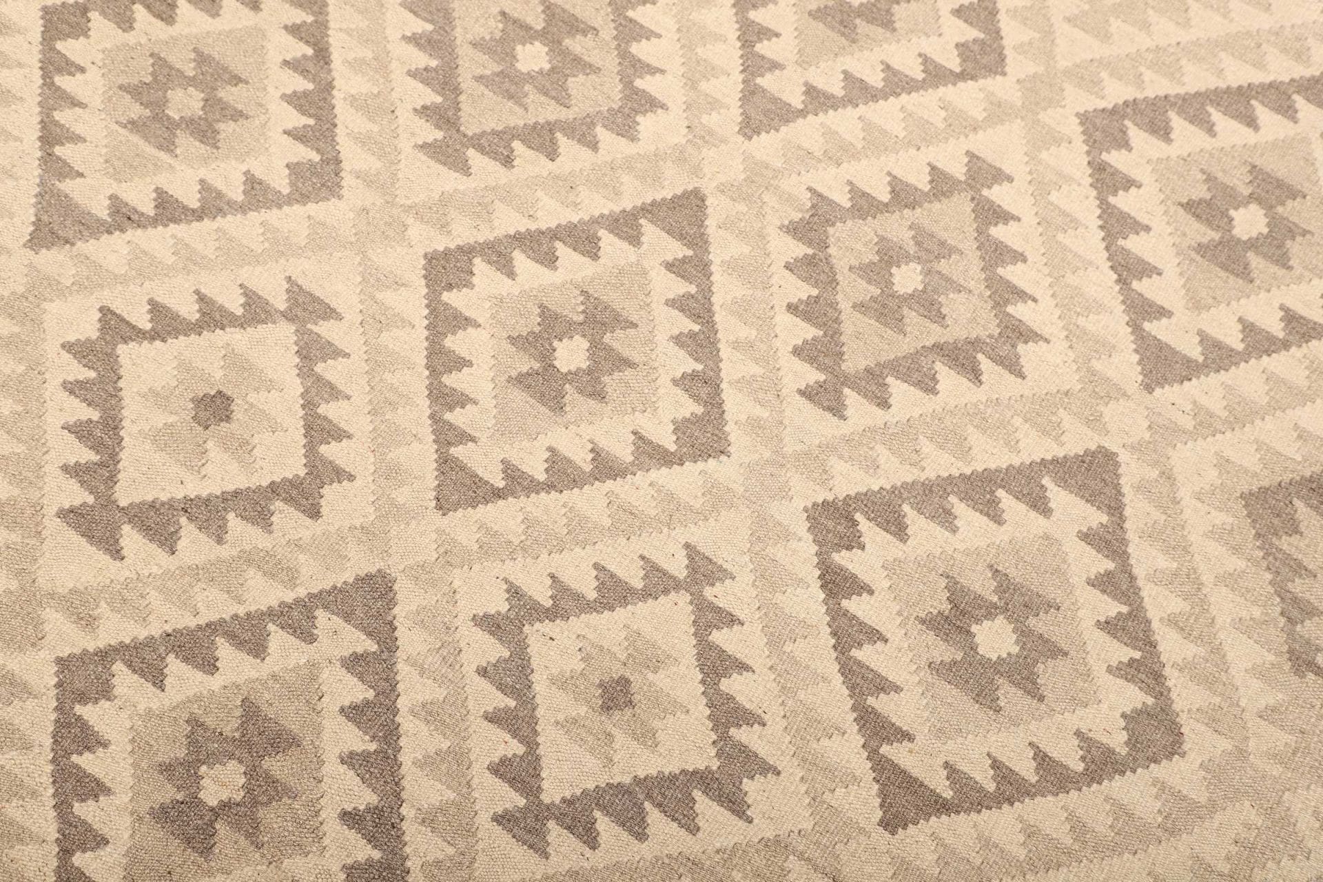 Kilim Pakistani Rug — hand-woven, 206 × 292 cm, Wool