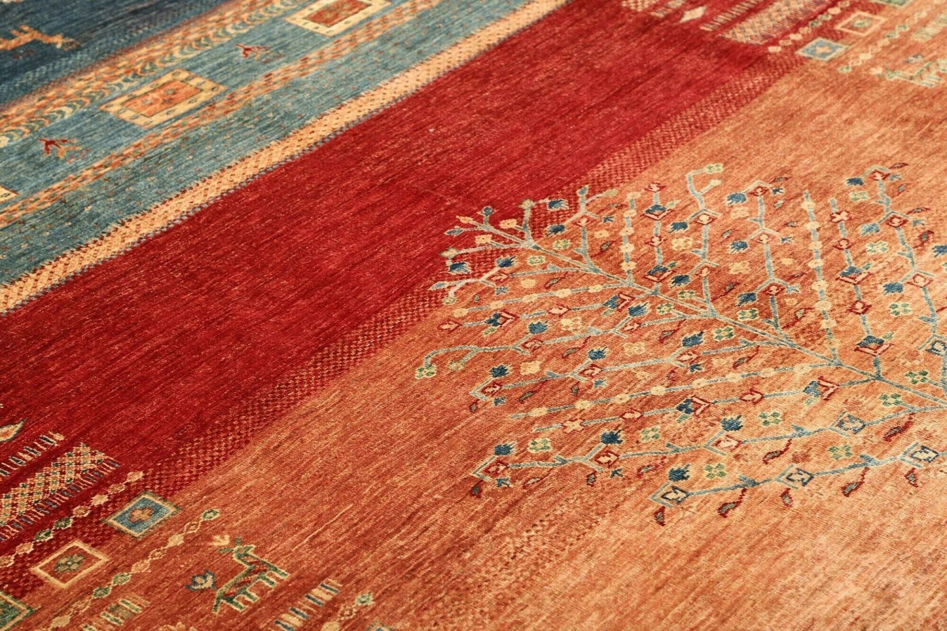 Hand-Woven Wool Gabbeh Pakistani Rug, 213 × 284 cm
